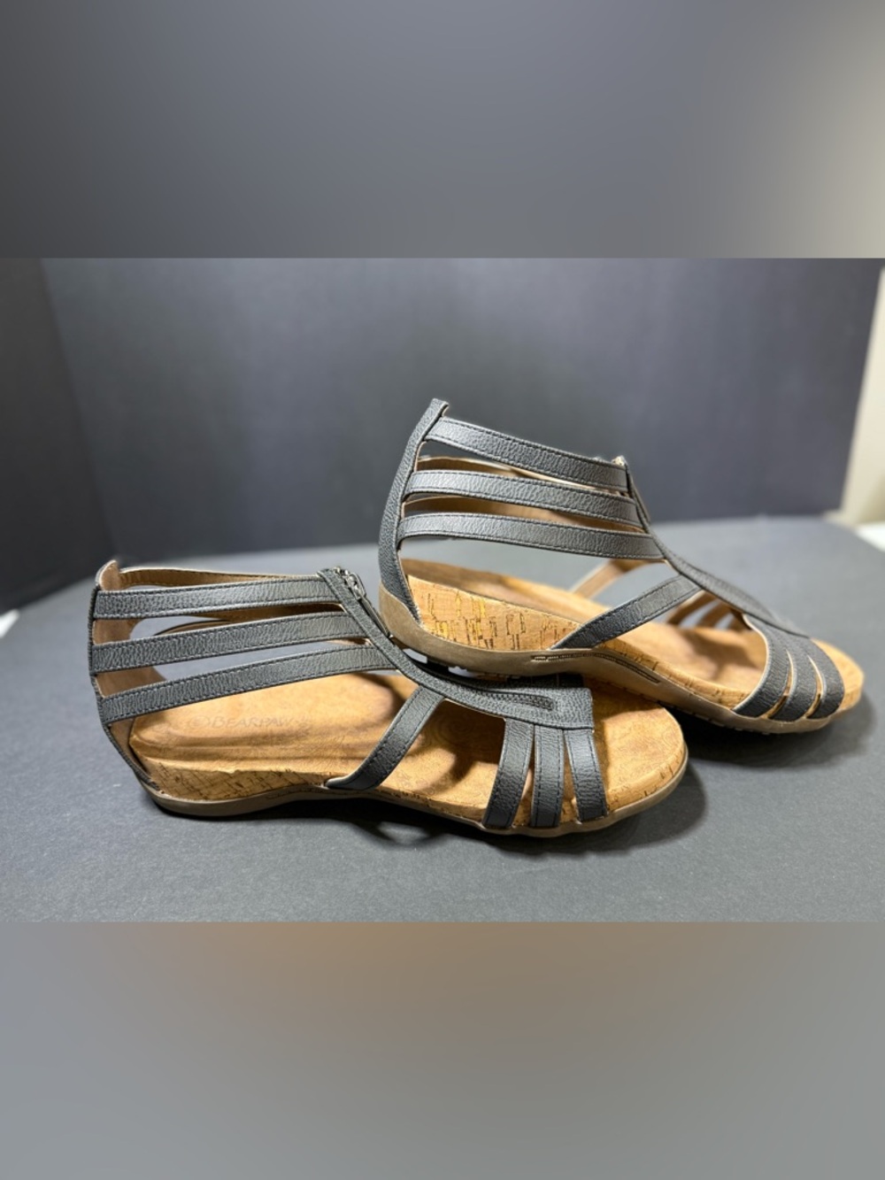 BearPaw Layla II Black Strappy Front-Zip Women’s Gladiator Sandals sz -9W - Picture 4 of 6